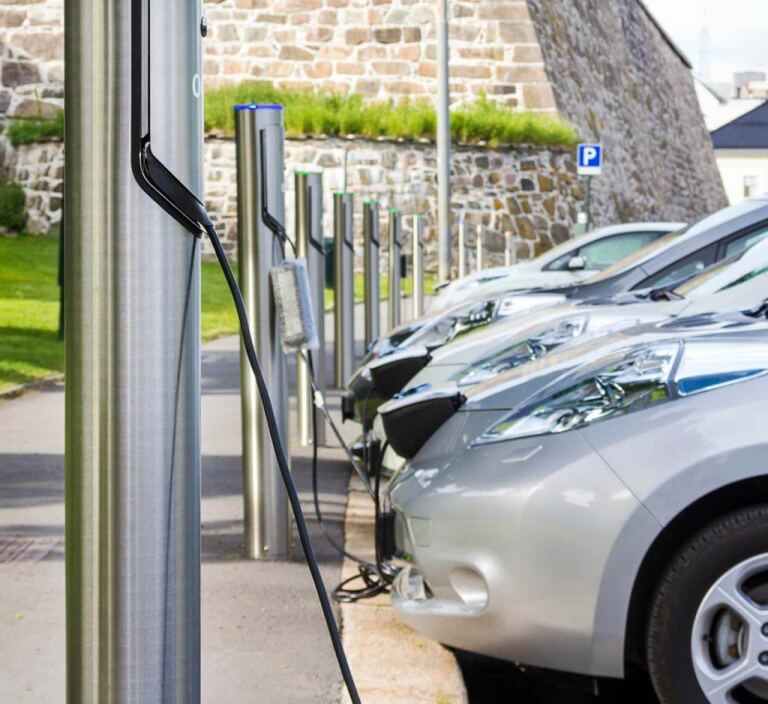 Elektrikli Araç Şarj İstasyonları
